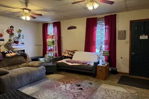 526 W 4th St, Marysville, OH 43040 - Photo 3