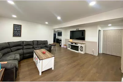 20 E High Street, Jeffersonville, OH 43128 - Photo 5