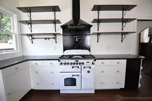 445 Oakland Park Ave, Columbus, OH 43214 - Photo 13