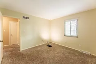 365 E North St, Columbus, OH 43085 - Photo 25