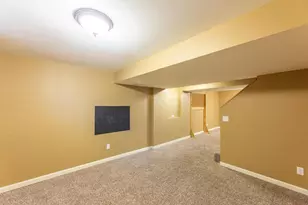 365 E North St, Columbus, OH 43085 - Photo 27