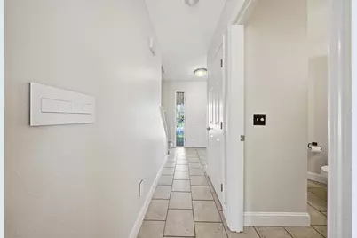 3441 River Place Drive, Columbus, OH 43221 - Photo 5