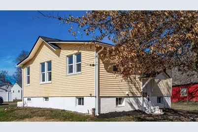 2410 Marion Avenue, Zanesville, OH 43701 - Photo 11