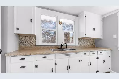 2410 Marion Avenue, Zanesville, OH 43701 - Photo 3