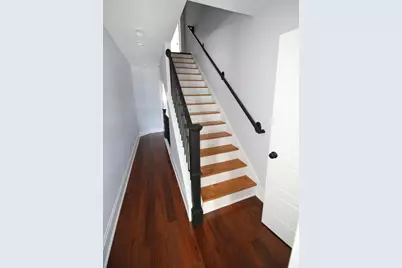 310 E Beck Street, Columbus, OH 43206 - Photo 19