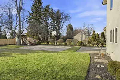 2585 Westmont Boulevard, Upper Arlington, OH 43221 - Photo 61