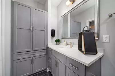 281 Neruda Avenue, Columbus, OH 43215 - Photo 7