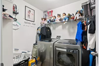 7197 Serenoa Drive, Reynoldsburg, OH 43068 - Photo 9