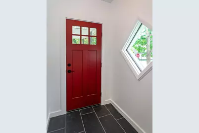 438 E Columbus Street, Columbus, OH 43206 - Photo 3