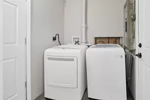 3237 E 12th Ave, Columbus, OH 43219 - Photo 15