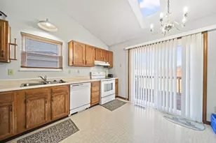 3420 Whisper Creek Dr, Columbus, OH 43231 - Photo 13