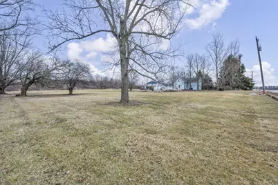 1602 Troy Road, Delaware, OH 43015 - Photo 3