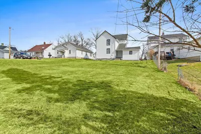 633 N Detroit Street, Bellefontaine, OH 43311 - Photo 33