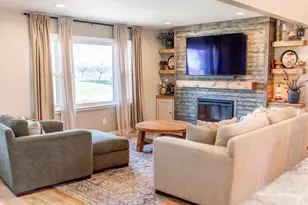 2370 Scenic Dr NE, Lancaster, OH 43130 - Photo 9