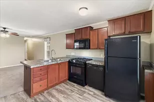 1000 Garfield Ave, Bellefontaine, OH 43311 - Photo 7