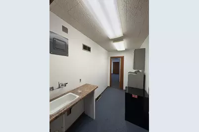 158 E Main Street #B, Logan, OH 43138 - Photo 13