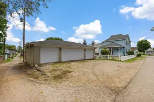 528 N Court St, Circleville, OH 43113 - Photo 3