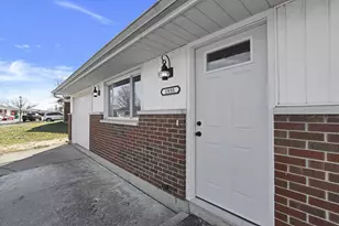 1935 Arapaho Dr, Circleville, OH 43113 - Photo 3