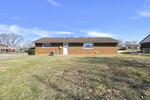 1935 Arapaho Dr, Circleville, OH 43113 - Photo 23