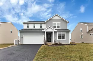 2018 Trophy Dr, Marysville, OH 43040 - Photo 1