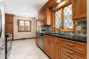 5822 Falmouth Ct, Columbus, OH 43085 - Photo 7