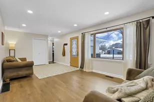 236 Elm Dr NE, Newark, OH 43055 - Photo 5