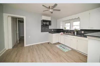 317 E Rensselaer Street, Bucyrus, OH 44820 - Photo 13