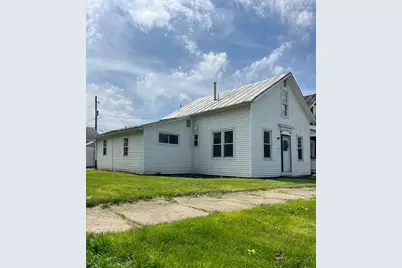 317 E Rensselaer Street, Bucyrus, OH 44820 - Photo 3