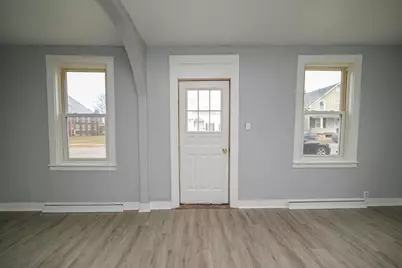 317 E Rensselaer Street, Bucyrus, OH 44820 - Photo 5