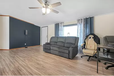 10648 Watson Road SE, Heath, OH 43056 - Photo 9