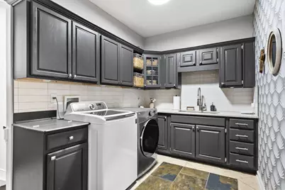 2946 Lewis Center Road, Lewis Center, OH 43035 - Photo 37