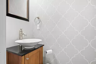 52 N Ardmore Rd, Columbus, OH 43209 - Photo 19