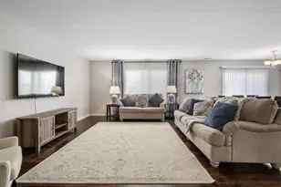 5018 Grimm Dr, Lockbourne, OH 43137 - Photo 5