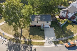 299 Lombard Rd, Columbus, OH 43228 - Photo 47