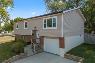 299 Lombard Rd, Columbus, OH 43228 - Photo 3