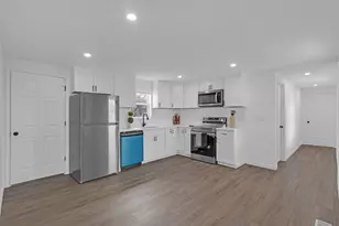 4534 N Fairgreen Dr, Dayton, OH 45416 - Photo 5