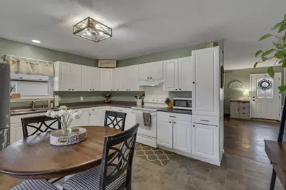 96 Thornhill Drive, Thornville, OH 43076 - Photo 7