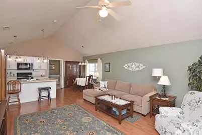 2476 Meadow Glade Drive, Hilliard, OH 43026 - Photo 3