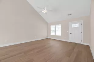 202 Cumberland Meadows Circle, Hebron, OH 43025 - Photo 5