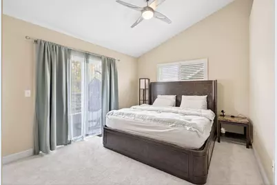 1395 Upper Green Circle, Columbus, OH 43212 - Photo 11