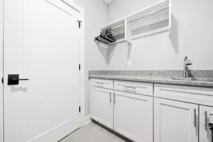 951 Hudson Xing, Grandview Heights, OH 43212 - Photo 41