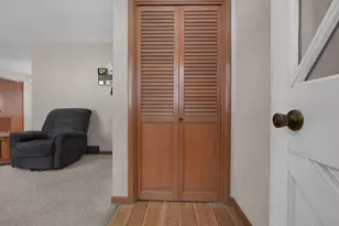 10468 Loches Rd, Saint Louisville, OH 43071 - Photo 3