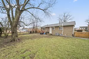 1862 Argyle Dr, Columbus, OH 43219 - Photo 41