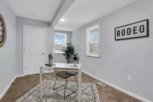 513 S Champion Ave, Columbus, OH 43205 - Photo 19