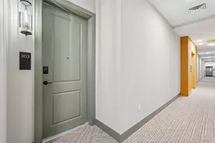 2842 Gunnison Dr, Columbus, OH 43228 - Photo 3