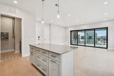 2842 Gunnison Drive #303, Columbus, OH 43228 - Photo 7