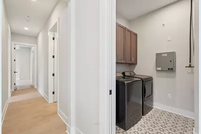 2842 Gunnison Drive #303, Columbus, OH 43228 - Photo 39