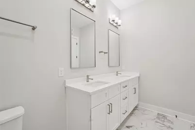 2842 Gunnison Drive #303, Columbus, OH 43228 - Photo 25