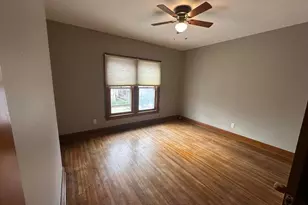 890 E Livingston Ave, Columbus, OH 43205 - Photo 5