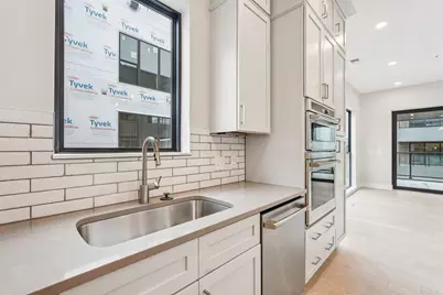 2867 Kobuk Drive #302, Columbus, OH 43228 - Photo 5